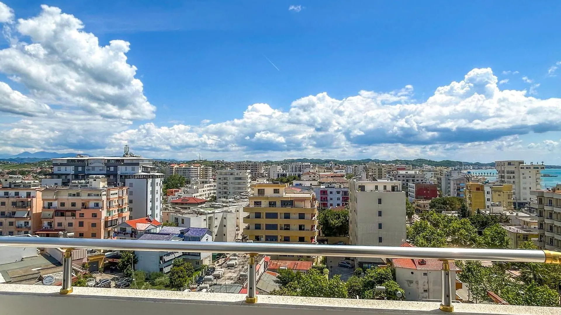 شقة Sea View Azure Horizon Living دراس 0*,